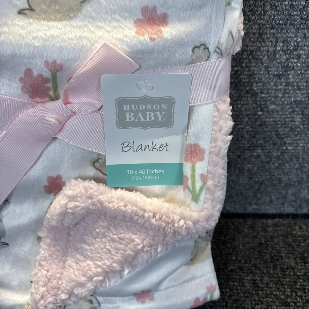 Hudson Baby~White/Pink~Bunny~Baby Girl Blanket~40